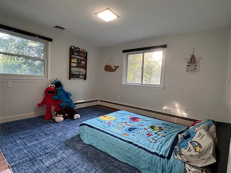 1 Cyr Cir #1 — Photo 4