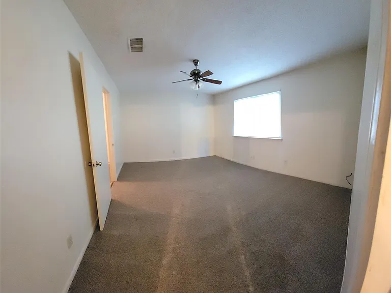 2139 Shiveley Cir — Photo 25