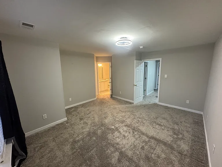 5506 Springwater Ln — Photo 18