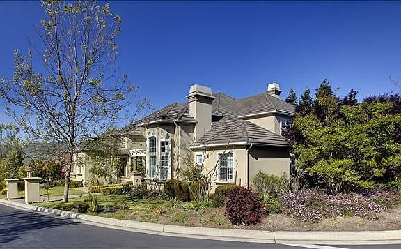 3rd image of 5540 Country Club Pkwy
