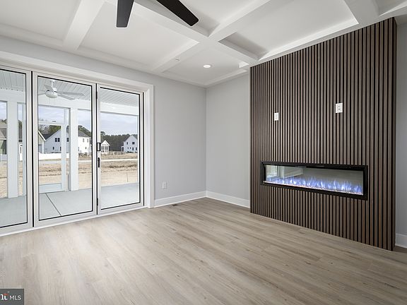 5th image of 3 Seattle Slew Ln