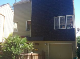 2622 23rd Ave W, Seattle, WA 98199