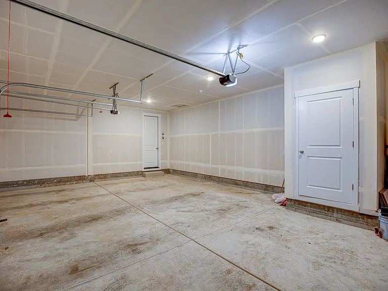 4102 NE 186th St — Photo 34