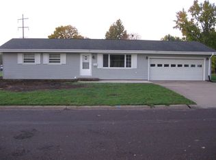 871 E Franklin St, Macomb, IL 61455