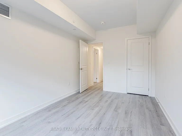 58 Elizabeth St S #2106 — Photo 11