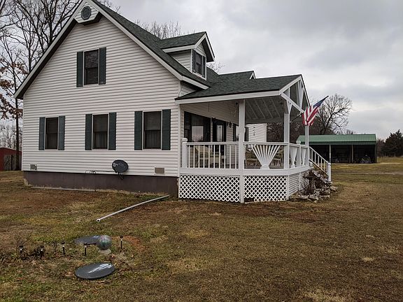 3rd image of 101 Valley Farm Dr