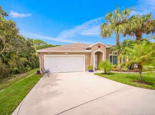 2498 SE Springtree Pl, Stuart, FL 34997