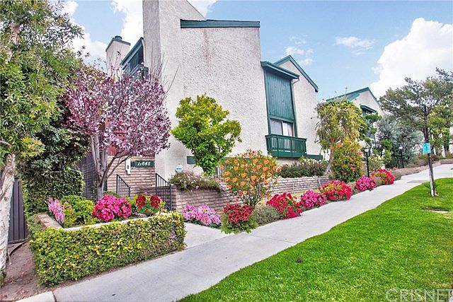 1st image of 11645 Acama St Unit 4