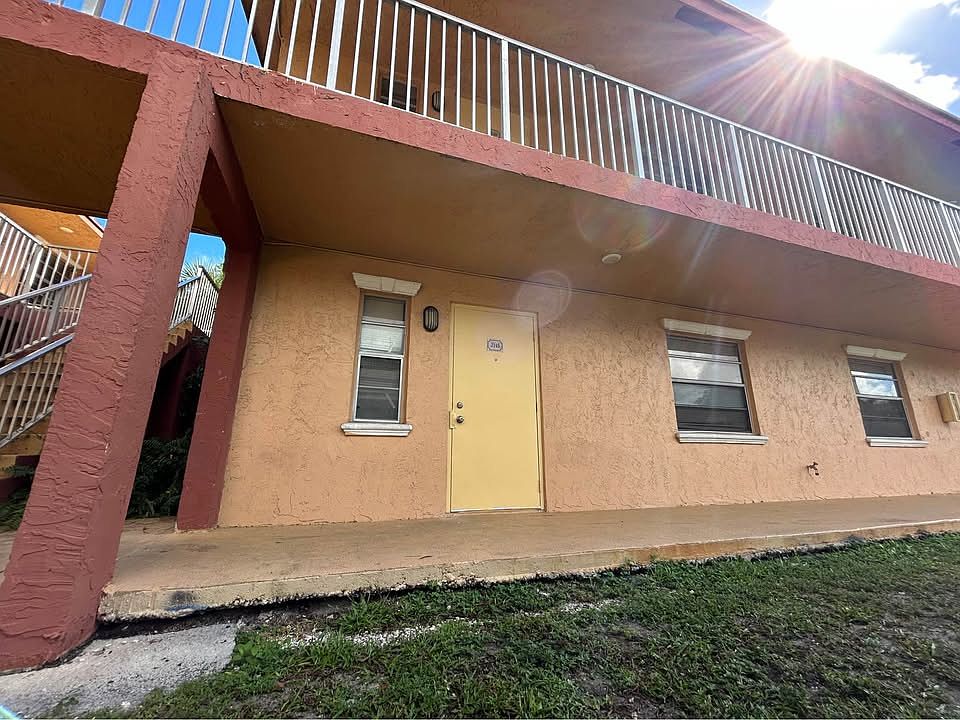 1st image of 95 NE 41st St #145J