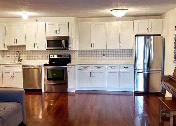 3rd image of 1800 Huntington Blvd APT 213