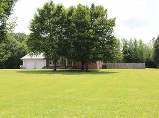 445 Brittan Ln, Lexington, TN 38351