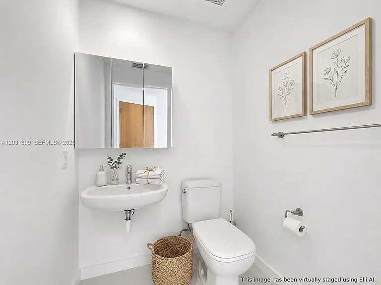 2900 NE 7th Ave #2901 — Photo 26