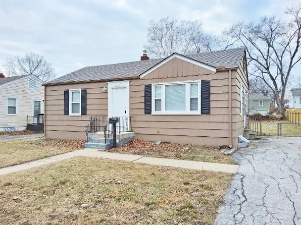 2010 S Northern Blvd, Independence, MO 64052