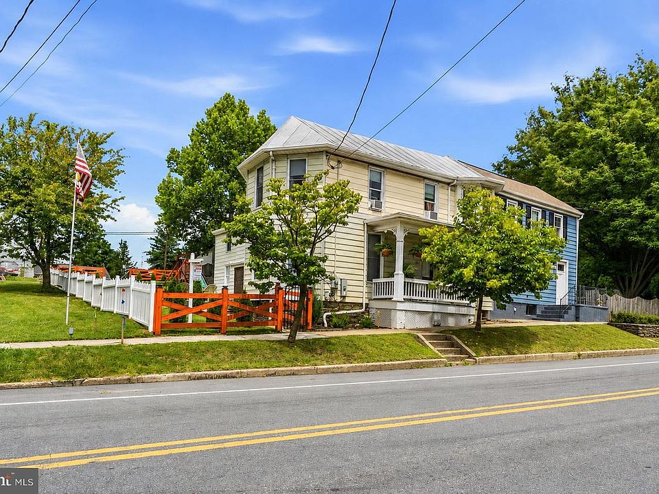 1st image of 312 Main St