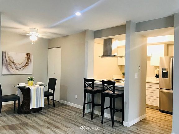 3rd image of 14625 NE 34th St APT G14