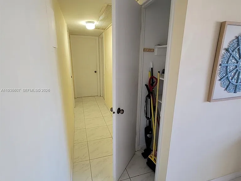 401 Golden Isles Dr #1114 — Photo 8