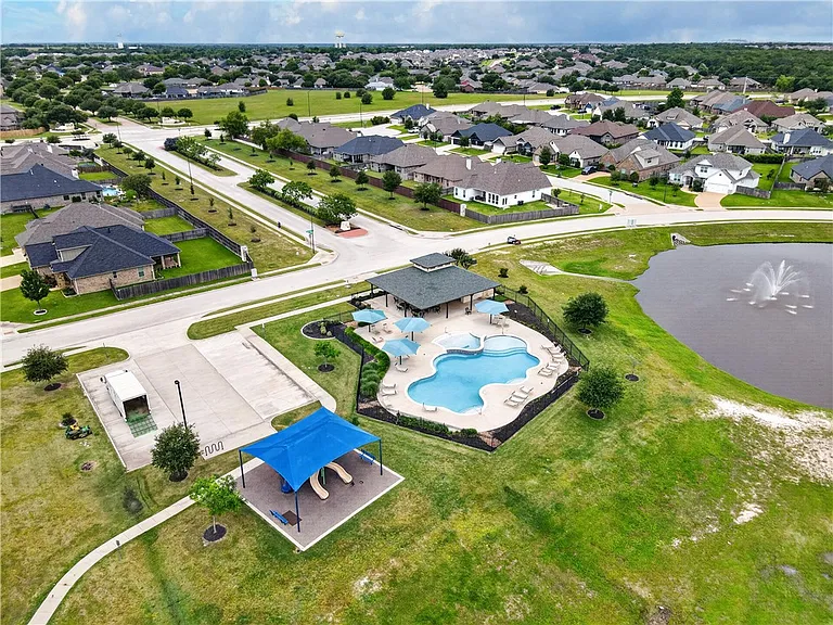 4008 High Creek Ct — Photo 39