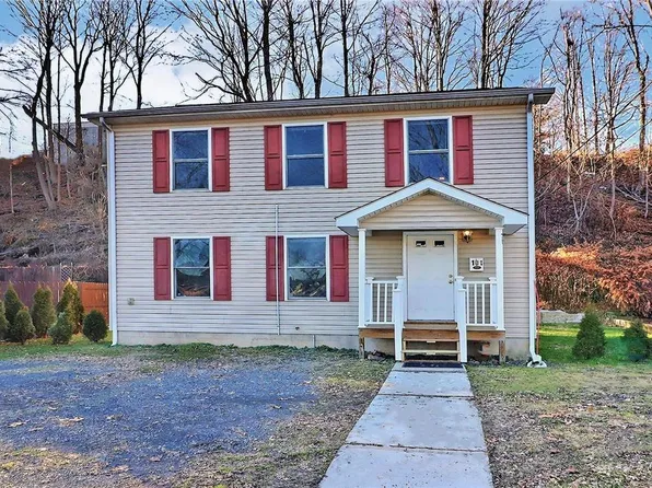 101 N 3rd St, Stroudsburg, PA 18360