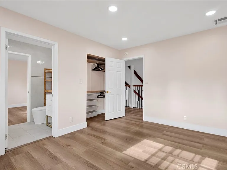 1432 N Catalina St — Photo 32