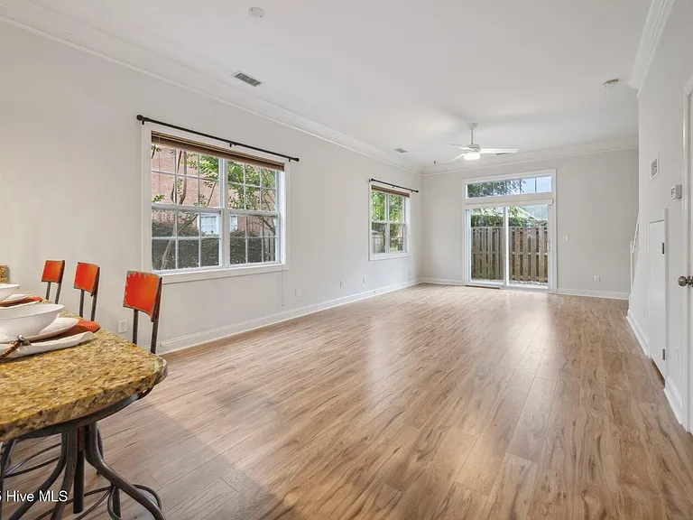 5147 Exton Park Loop — Photo 9