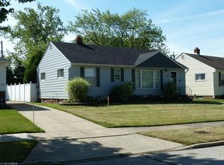 20646 Centuryway Rd, Maple Heights, OH 44137