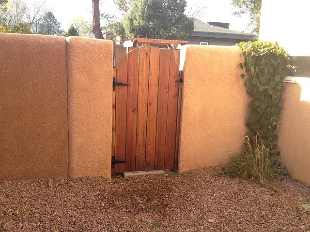 Gate access to the back yard.