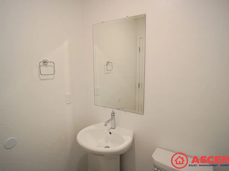 3316 Laurel Hill Ln — Photo 9