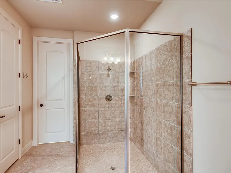 4216 Myrtle Beach Dr — Photo 16
