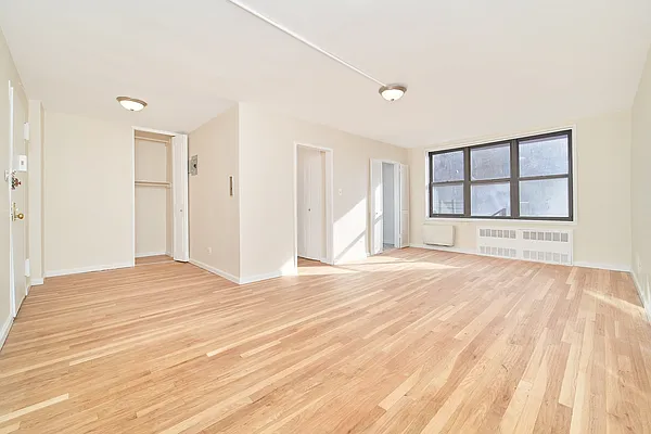 Sold by Compass | media 1