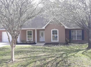 39364 Brookfield Dr, Ponchatoula, LA 70454