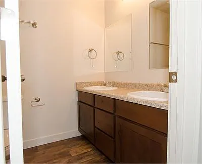 238 N 750 E — Photo 18