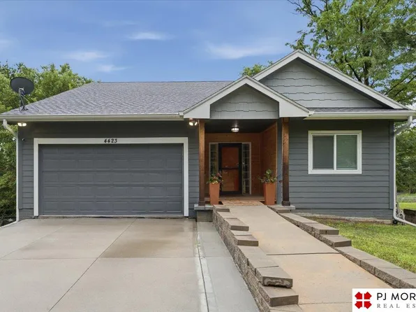 4423 R St, Omaha, NE 68107