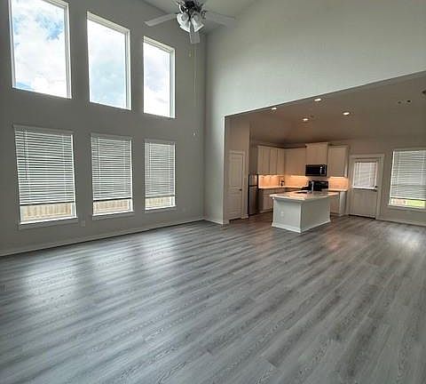 4th image of 7838 Ruth Ravine Ct