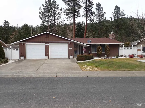 12285 Grand Ave, Orofino, ID 83544