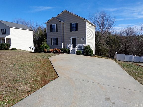 3rd image of 117 Willard Way