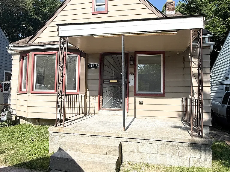 11715 Minock St — Photo 1