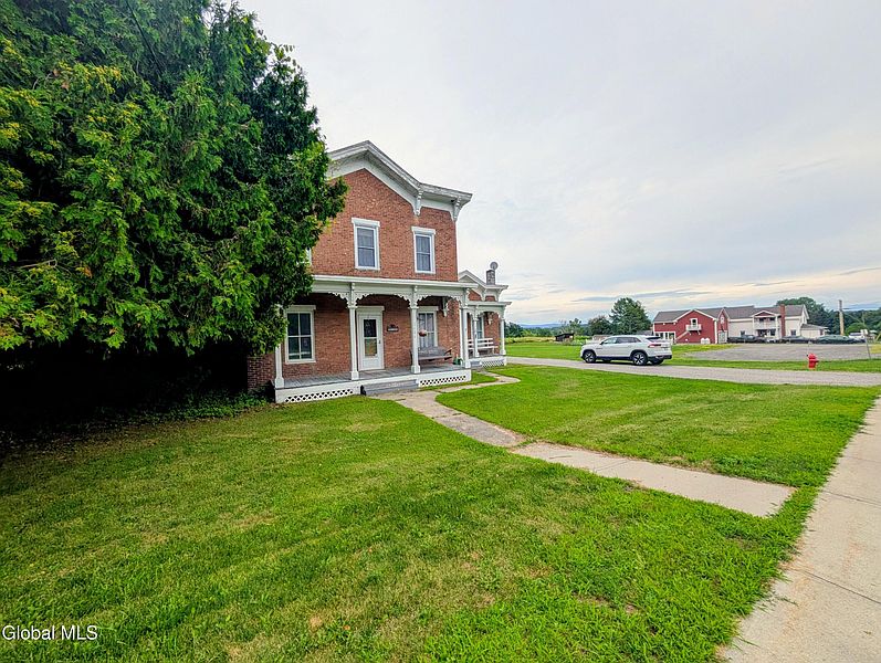 2nd image of 2686 Main Street