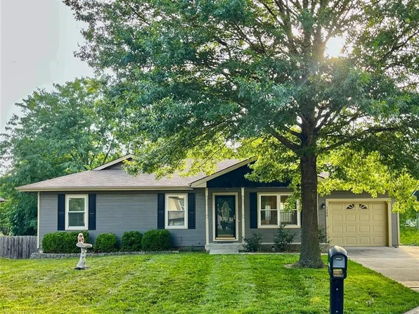 1308 Rose St, Kearney, MO 64060