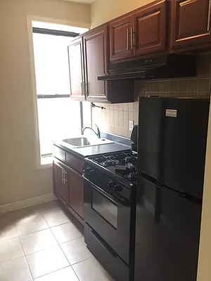 Rented by Lang Realty LLC | media 6