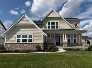 1292 Hawthorne Pkwy, Grove City, OH 43123