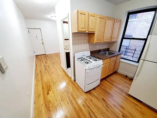 Rented by Brooklyn Property Group LLC | media 30
