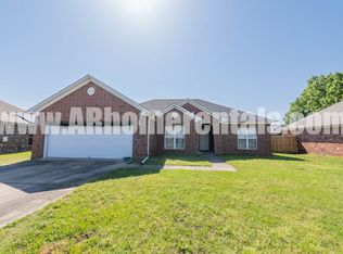 1620 Hosta, Conway, AR 72034