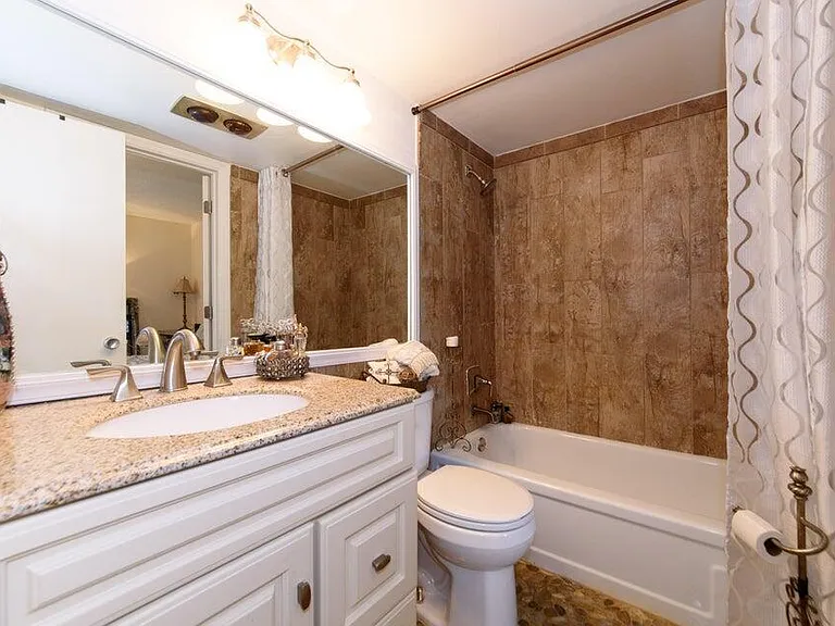 59 Bedford Ct #C — Photo 6