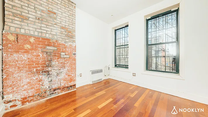 Rented by Nooklyn NYC LLC | media 11