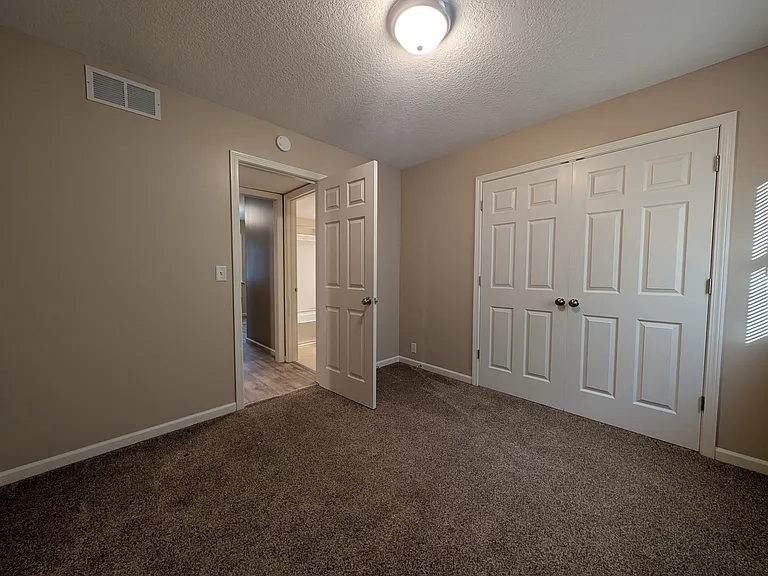 216 W 8th Ave #2 — Photo 24