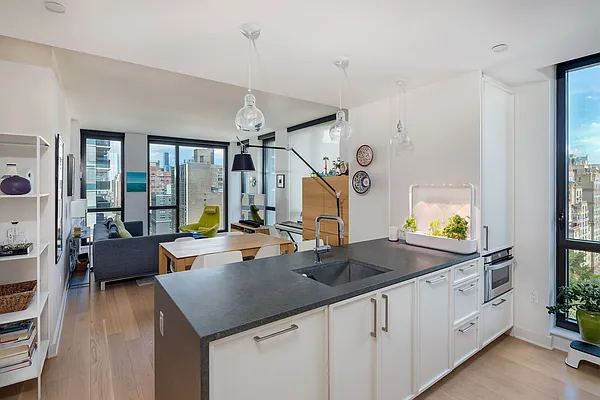 Rented by Stribling | media 7