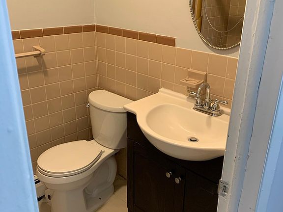 4th image of 47 Corbin Ave APT 3