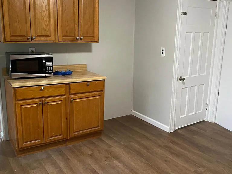 8 Westmoreland St #1 — Photo 5