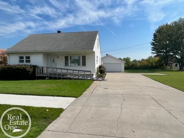 59040 Havenridge Rd, New Haven, MI 48048