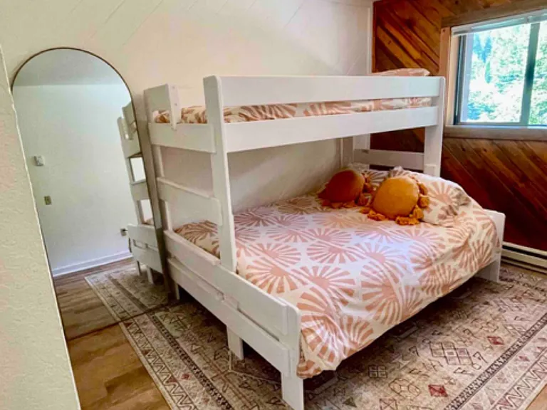 218 Skiway Dr #4 — Photo 8